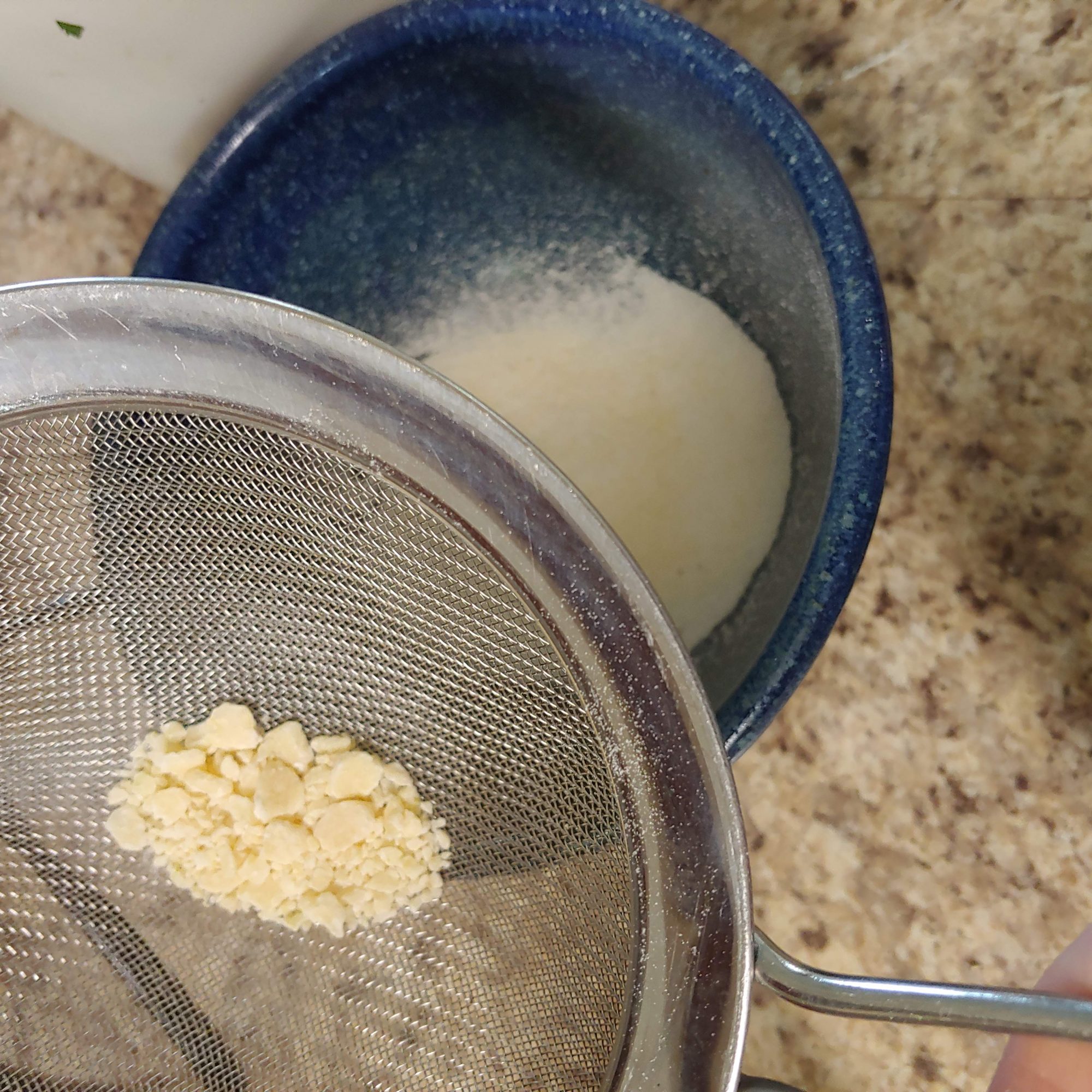 How To Make Garlic Powder - Homestead How-To