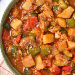 Easy Homemade Vegetable Stew Recipe 9 vegetable stew in green dish