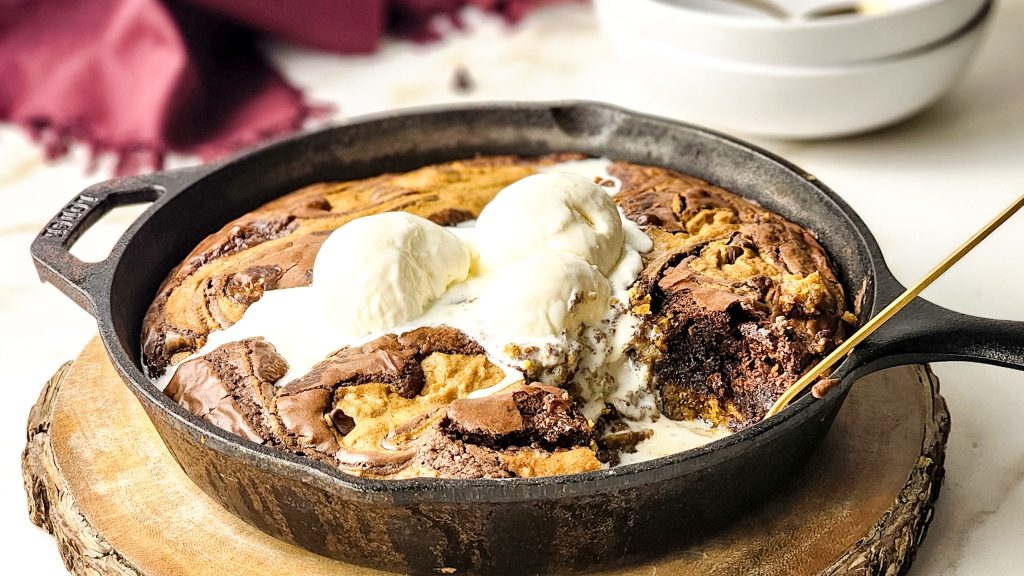 15 Irresistible Desserts to Make in Your Cast-Iron Skillet 1 20240911 223935 1 edited