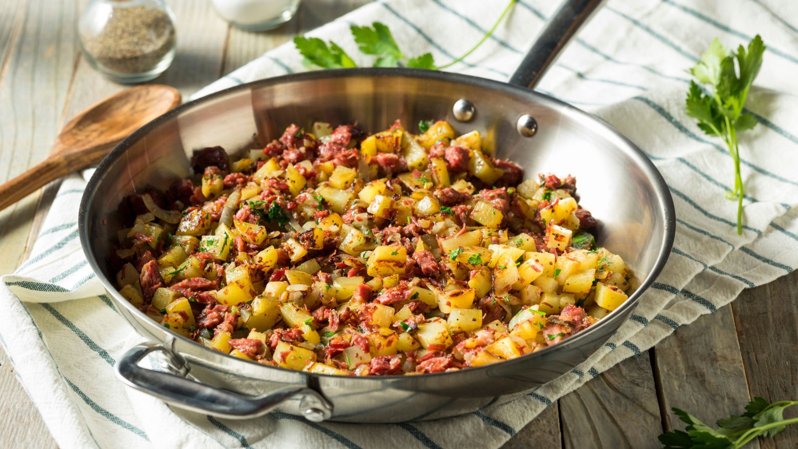 15 Simple Meals Families Relied on During the Great Depression