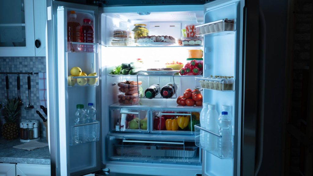 No Electricity? How to Keep Food Cold the Old-Fashioned Way During a Power Outage