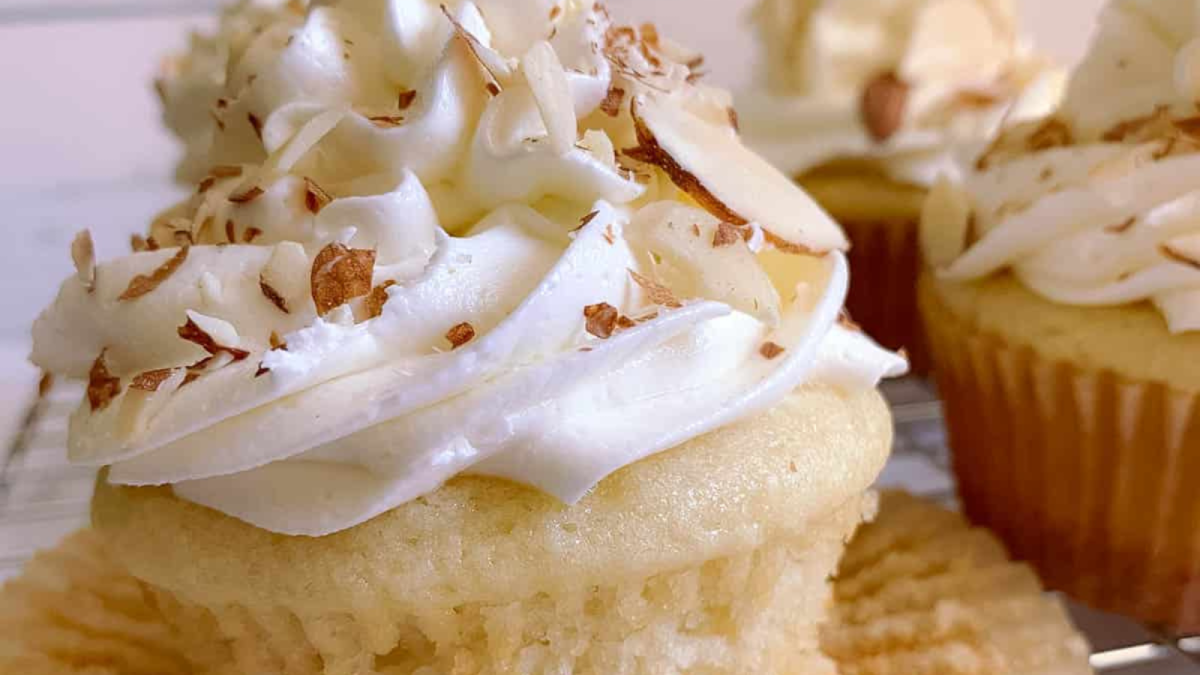 A Sweet Lineup of the Best Cupcake Recipes You’ll Ever Bake 8 Gluten-free white almond sour cream cupcake