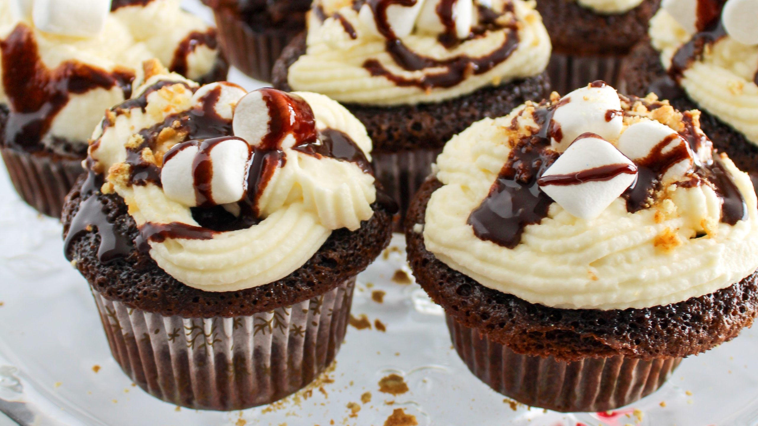 A Sweet Lineup of the Best Cupcake Recipes You’ll Ever Bake 1 Set 4 IMG 0652 edited scaled