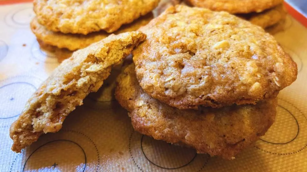 16 Sourdough Cookies Worth Every Bit of Effort 3 Sourdough Oatmeal Toffee Cookies_ A Sweet and Chewy Treat