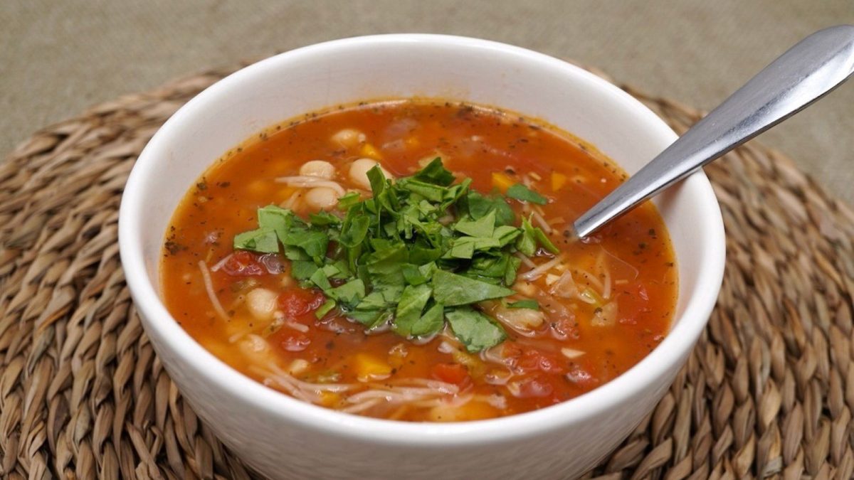 Tomato and bean soup