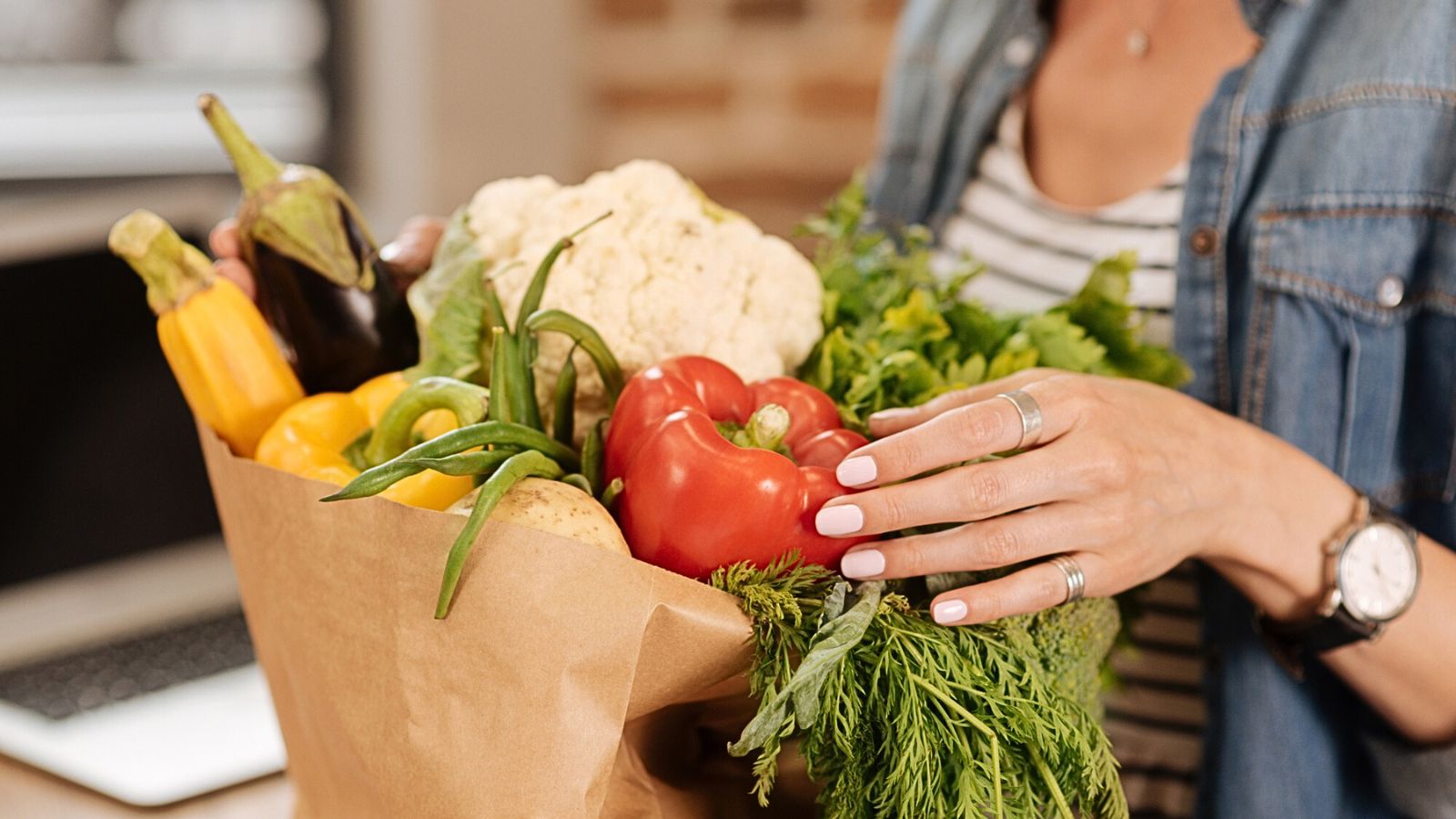 16 Hacks to Help You Use Every Bit of Fresh Produce Before It Goes Bad