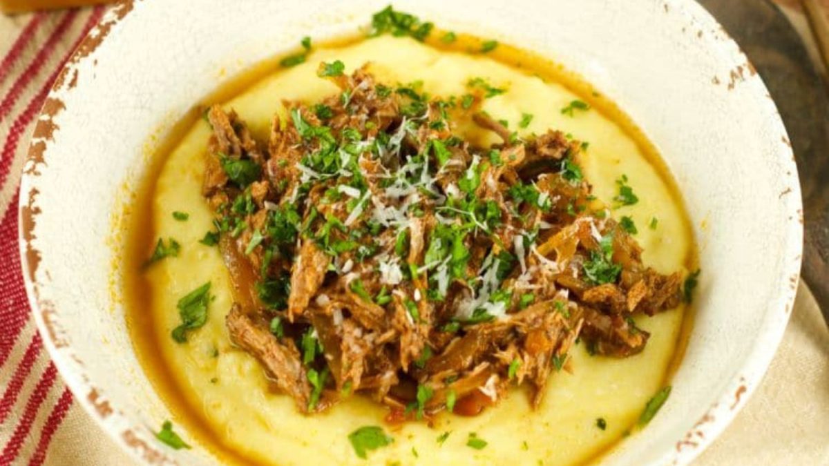 18 Crockpot Recipes That Practically Make Themselves 8 rock Pot Braised Beef Ragu