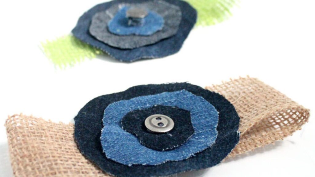 Denim Flowers from old jeans from old jeans