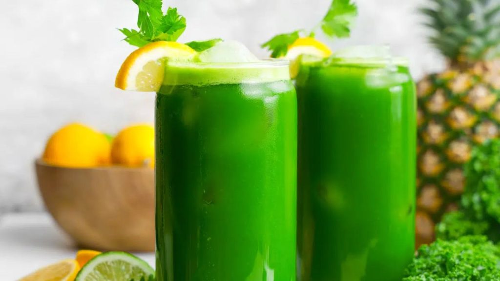 12 Rich Dandelion Recipes to Take from Your Garden to the Table 3 Dandelion Green Detox Juice
