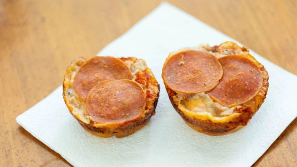 26 Tasty Kids Lunch Ideas To Please Picky Little Eaters 13 Easy Pepperoni Pizza Muffins