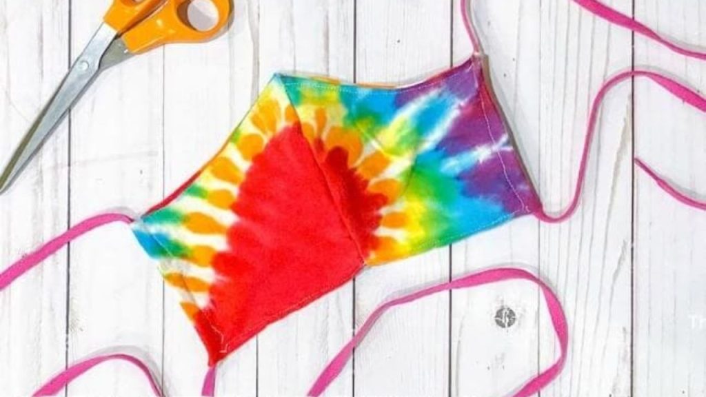 Homemade Cloth Face Mask from a T-Shirt