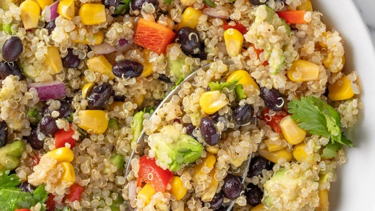 24 Winter Salads to Make You Forget It's Cold Outside 22 image 26 edited