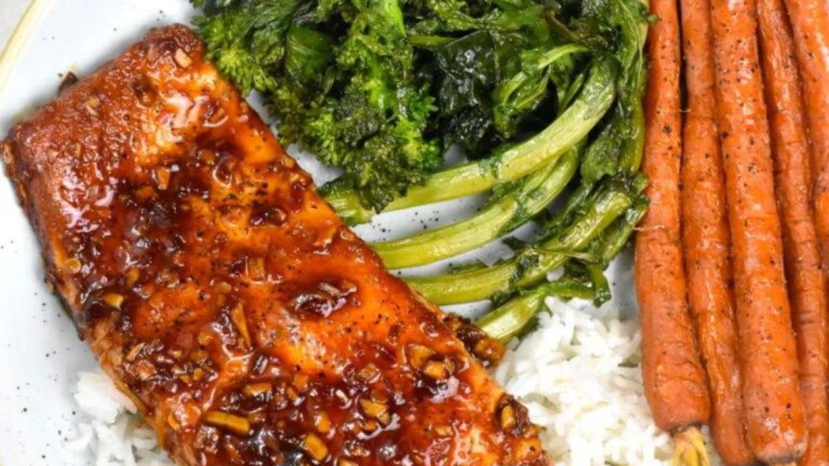 26 Salmon Recipes You Won’t Get Enough Of 18 Firecracker Salmon