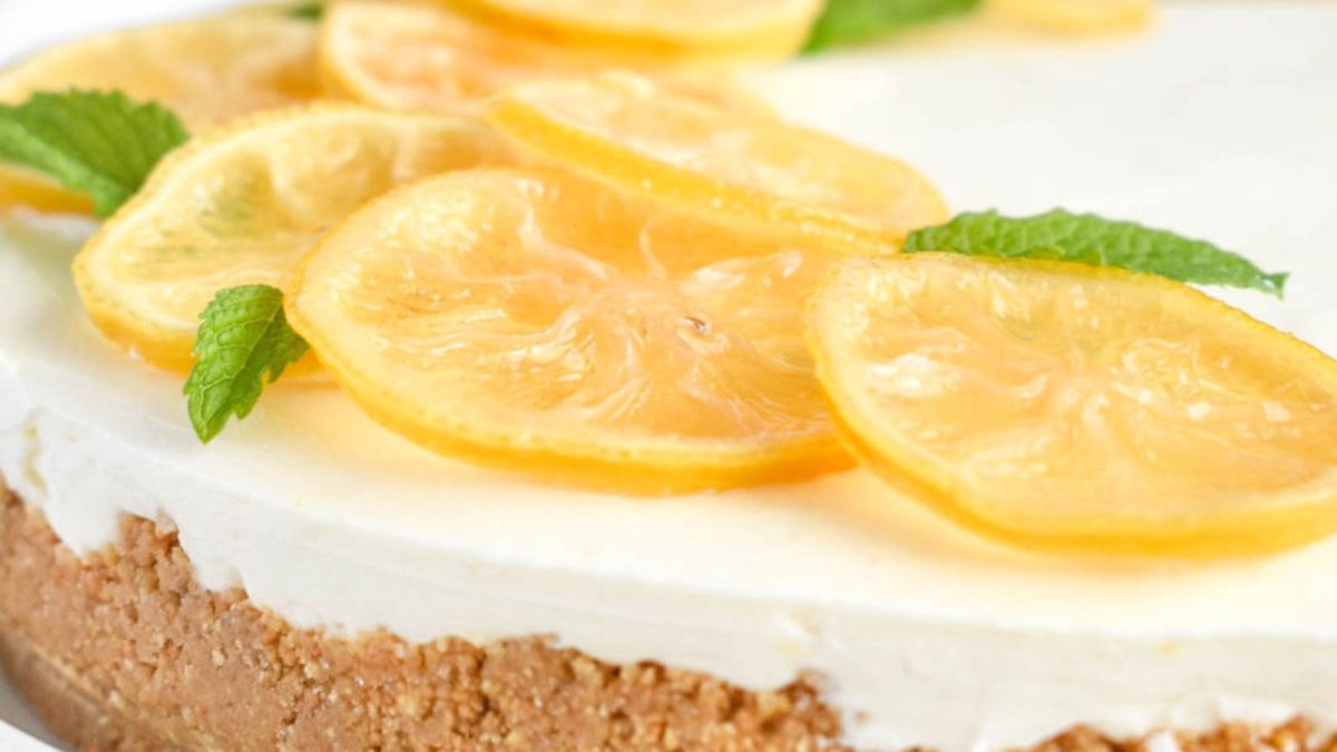 23 Easy Cool Whip Recipes That’ll Make You Feel Like a Dessert Pro 4 Lemon Cheesecake