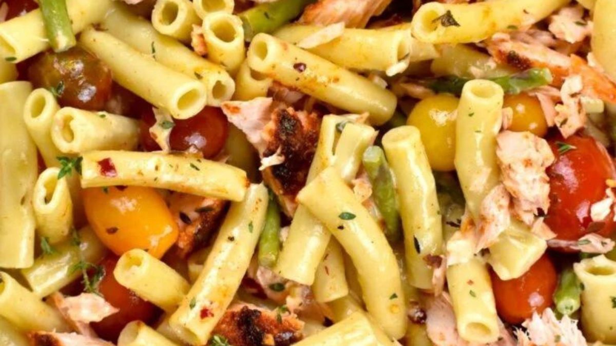 26 Salmon Recipes You Won’t Get Enough Of 19 Salmon Pasta