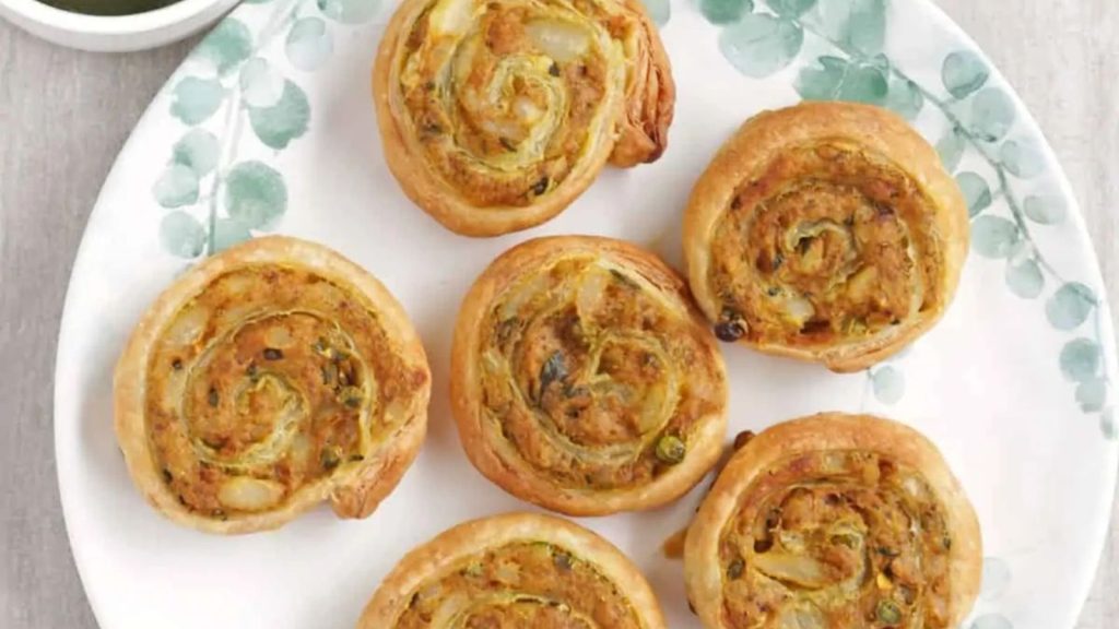 28 Pinwheel Recipes to Share at Picnics, Parties, and Potlucks 6 Samosa Pinwheels