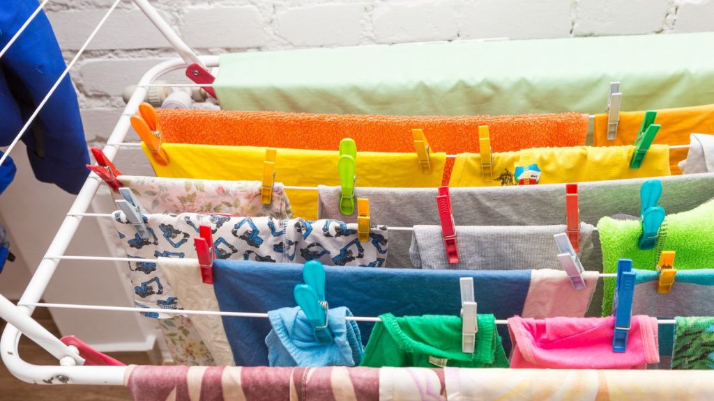 17 Underrated Frugal Life Hacks That Deserve More Attention 16 clothes drying on line with clothespin