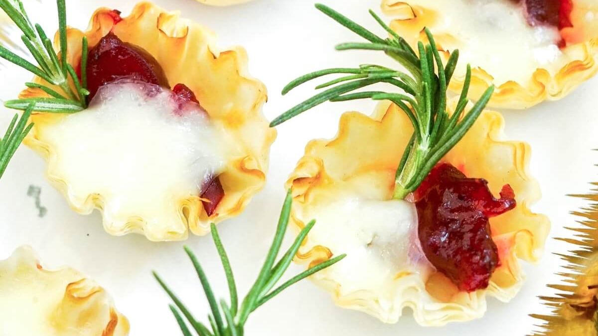 25 Puff Pastry Recipes That Are Flaky, Buttery, and Absolutely Delicious 22 image 5 edited