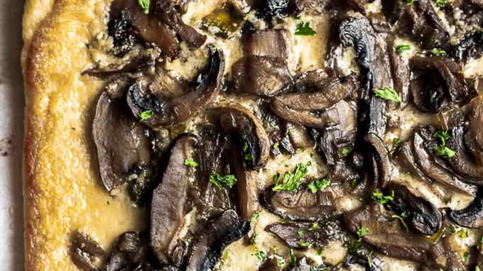 25 Puff Pastry Recipes That Are Flaky, Buttery, and Absolutely Delicious 23 mushroom
