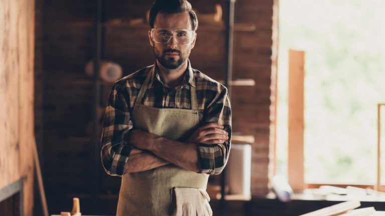 20 Essential DIY Preparedness Projects for Preppers to Do Around the House