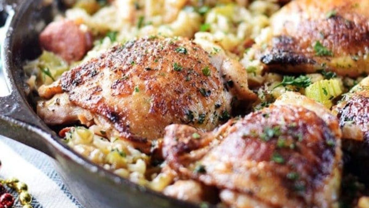 24 Dinner Recipes to Make in Grandma's Favorite Cast Iron Skillet 23 Chicken and Dirty Rice Skillet by Soulfully Made