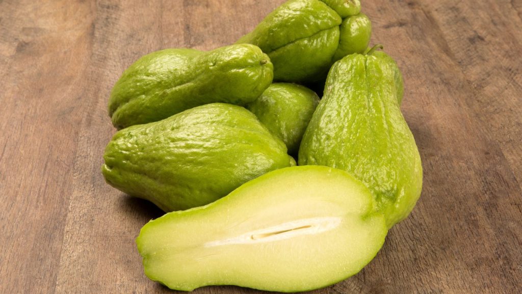 21 Rare Vegetables to Sow for a Garden of Surprises 6 chayote sechium edule