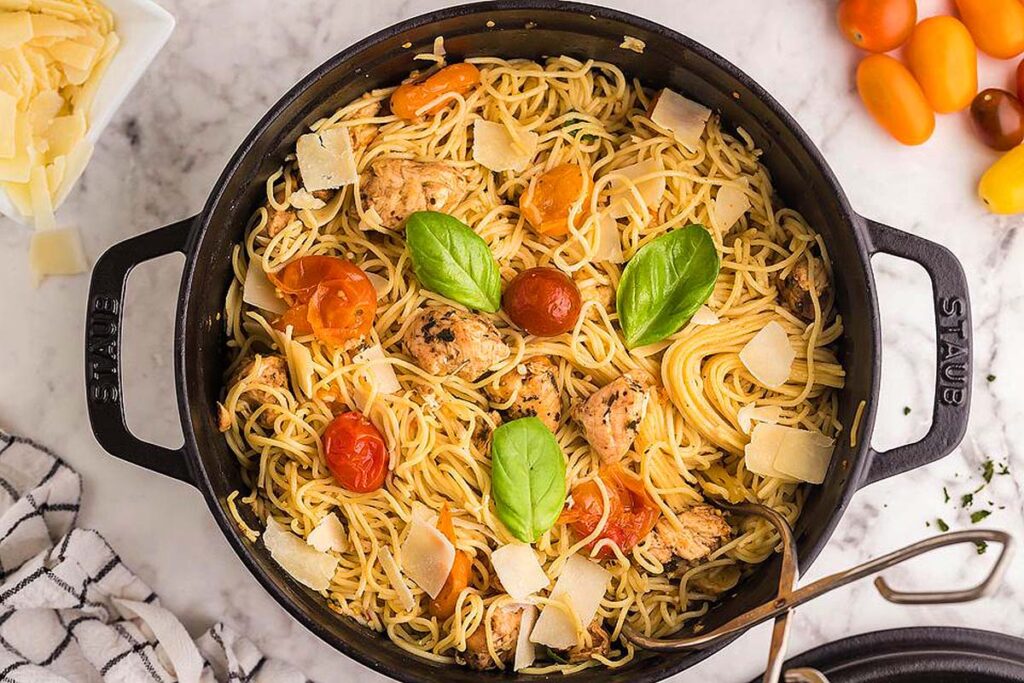 26 Spaghetti Recipes That Make Family Pasta Nights Even Better 5 image
