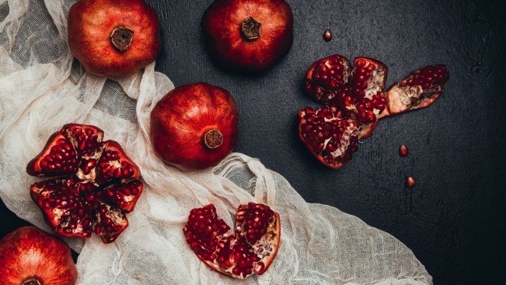 14 Colorful Plants That Can Be Used as Natural Dyes