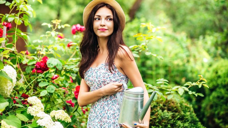 14 Gardening Tips That Break the Rules and Challenge Traditional Advice