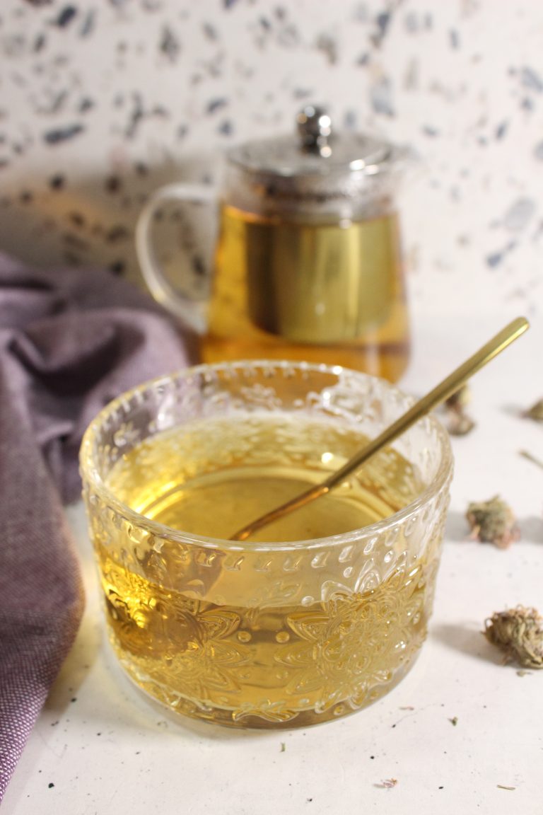 How to Make Bee Balm Tea