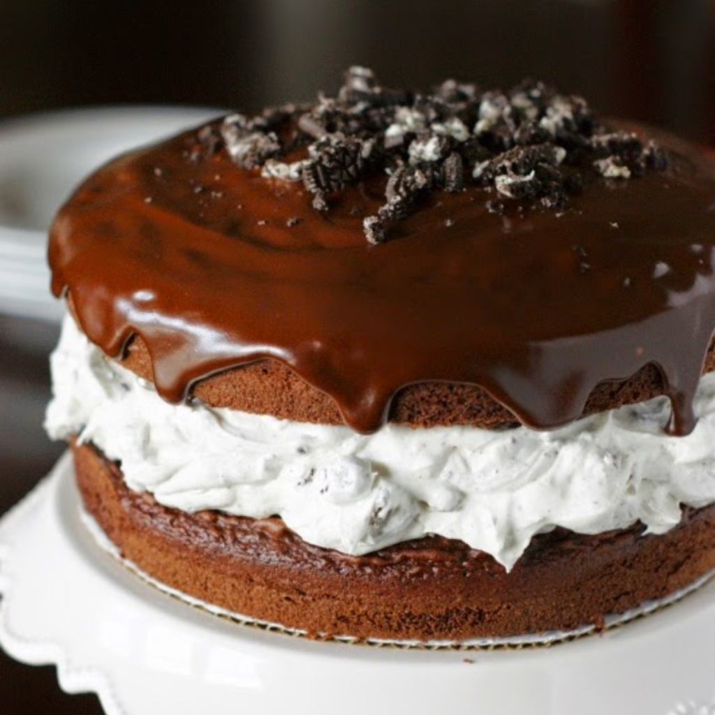 26 Rich Chocolate Recipes You Have to Try 24 CHOCOLATE COVERED OREO CAKE