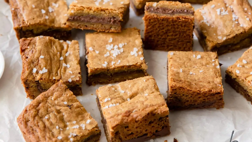 20 Blondies That Are Just as Good as Brownies—If Not Better 15 33. Salted Nutella Blondies