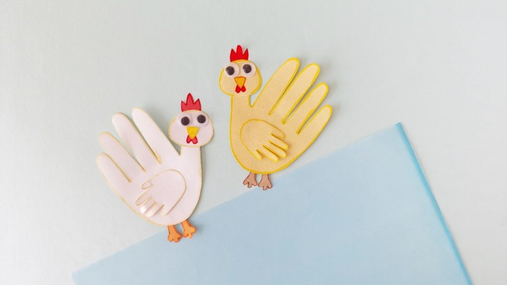 14 Fun Chicken Crafts to Make With Kids 2 Easy Chicken Handprint Craft for Toddlers