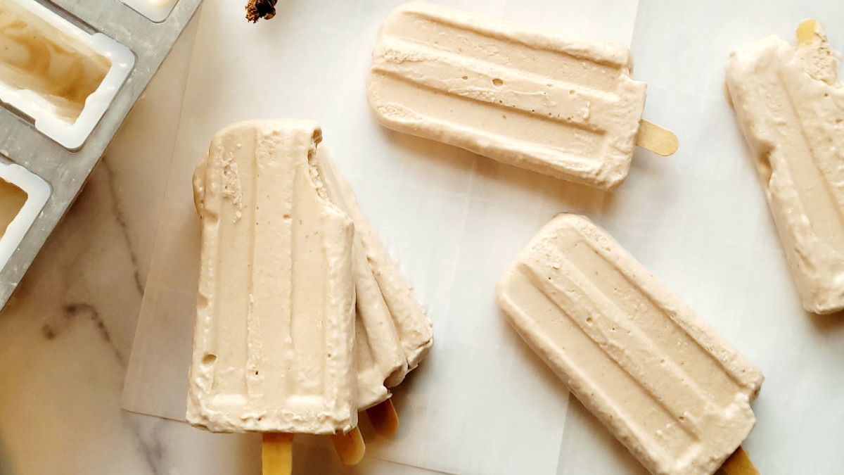 23 Popsicle Recipes Made With Fresh, Simple Ingredients 1 image 10 edited