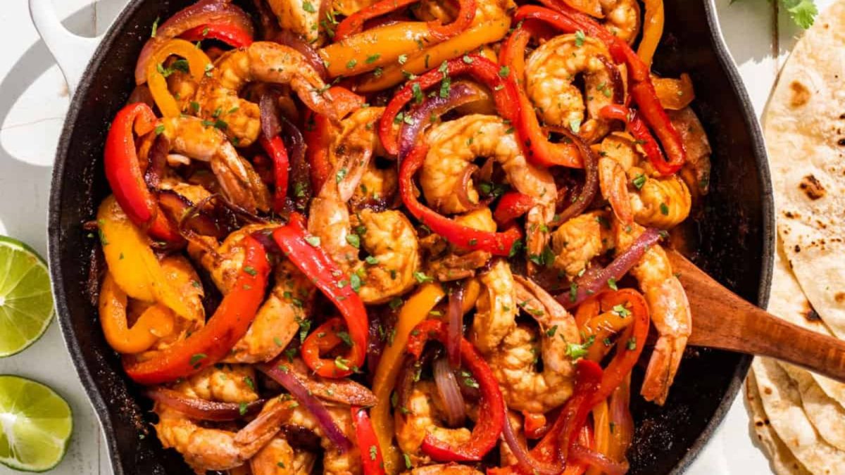 Easy Shrimp Fajitas