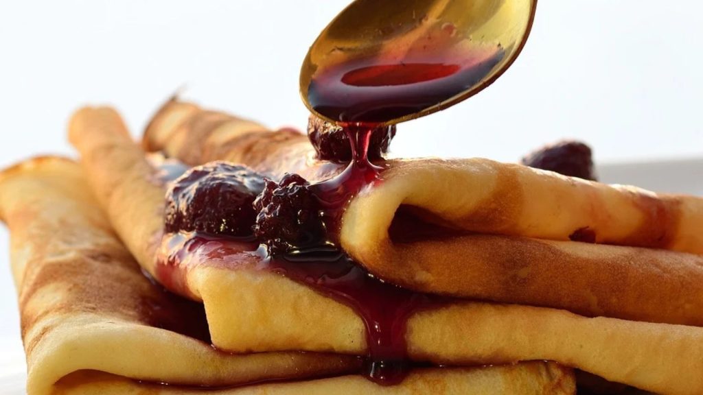 9 Sweet Recipe Ideas to Use Up Fresh Mulberries from the Yard 9 Mulberry Syrup