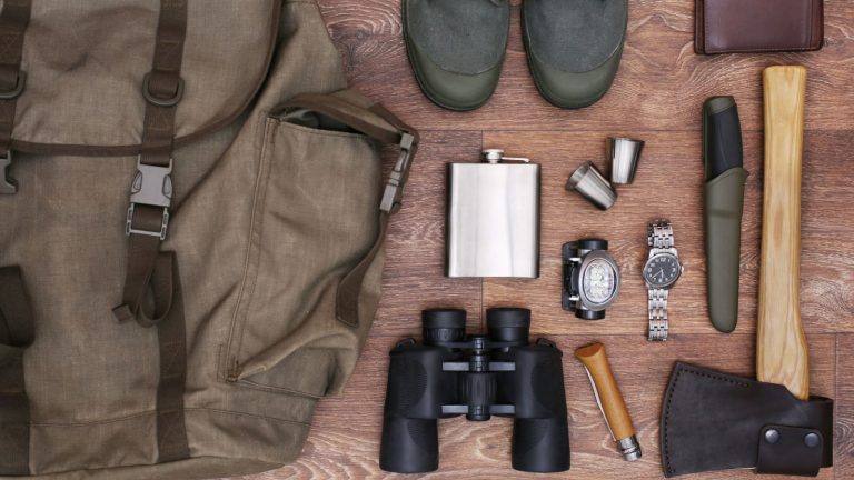 14 Secondhand Items That Belong on a Budget Prepper&rsquo;s Shopping List