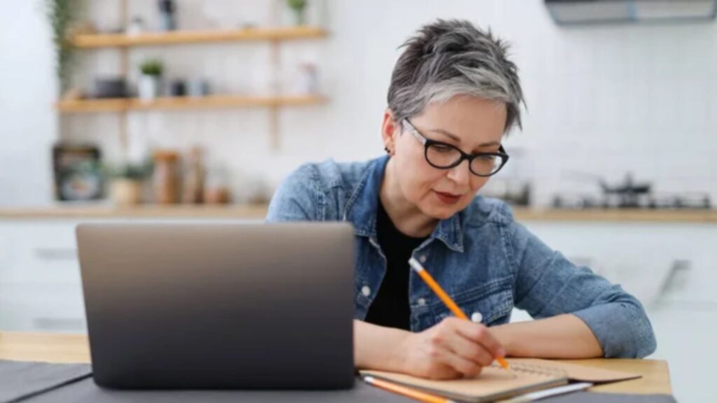 16 Homestead Income Streams That Can Add Hundreds to Your Monthly Budget