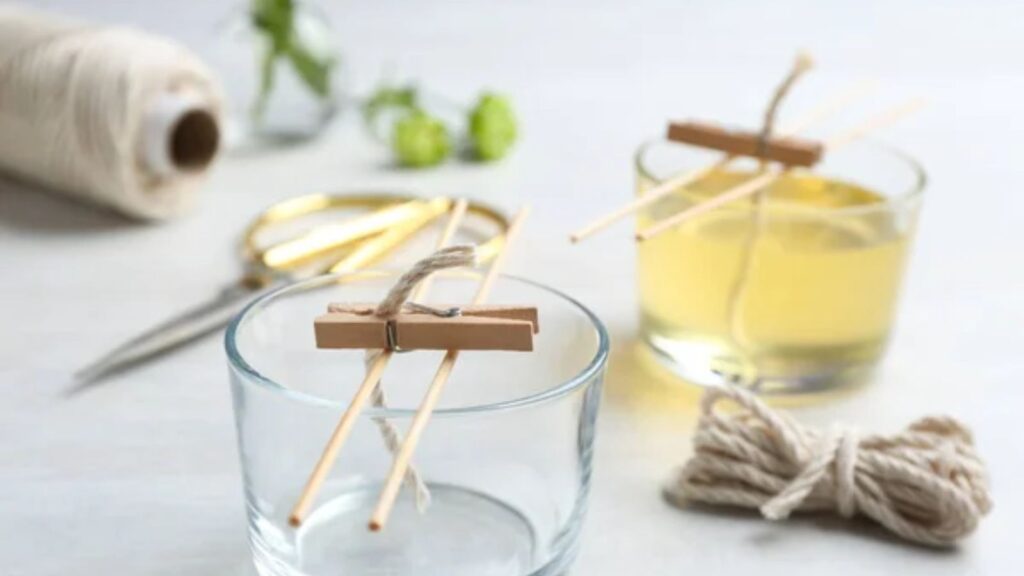 10 Homemade Candles That Will Make Your Home Feel Extra Cozy