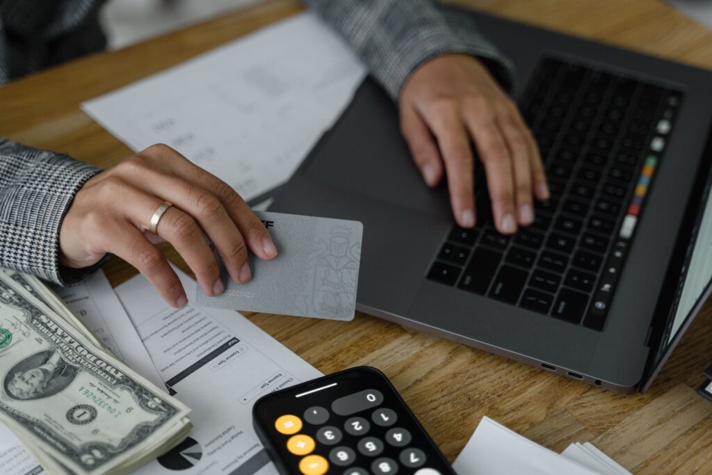 15 Expenses Worth Paying Early to Keep Life Running Smoothly 1 Credit Card Bills